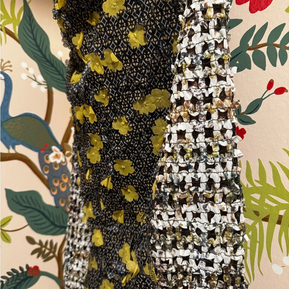 Byron Lars 3D Laser Cut Floral Pencil Skirt - Picture 4 of 8